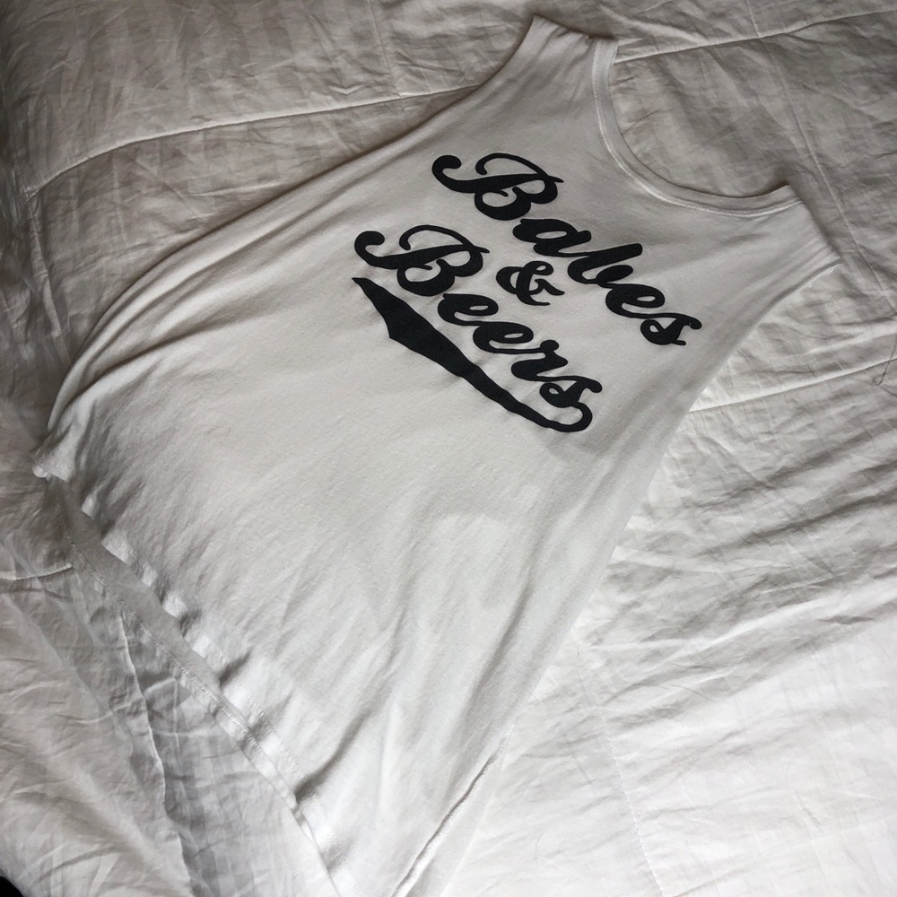 Babes and Beers flowy tank top